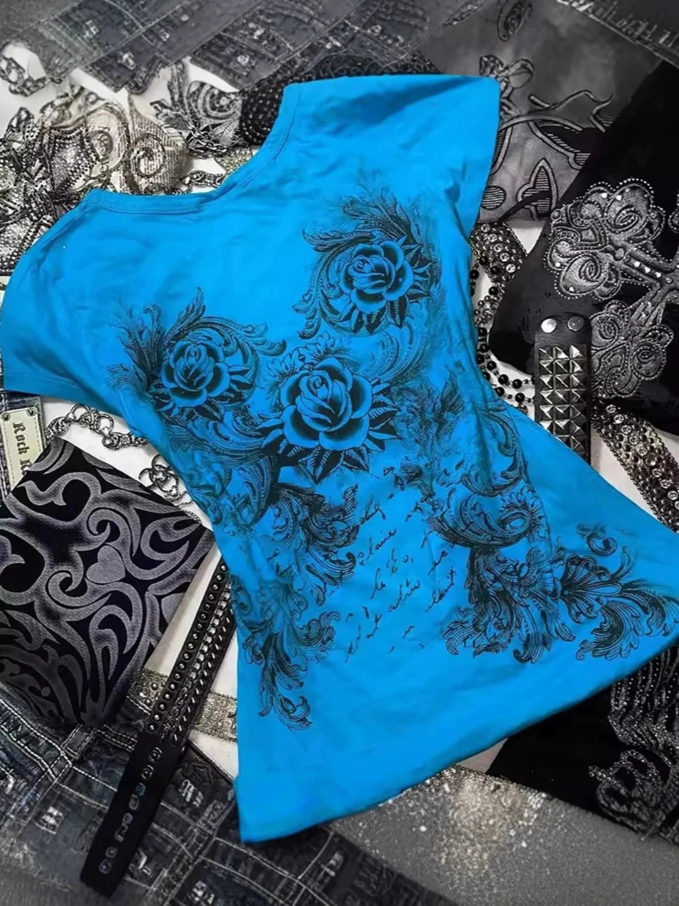 New personalized Y2K slim fit short sleeved printed T-shirt for spicy girls, fashionable retro women's clothing