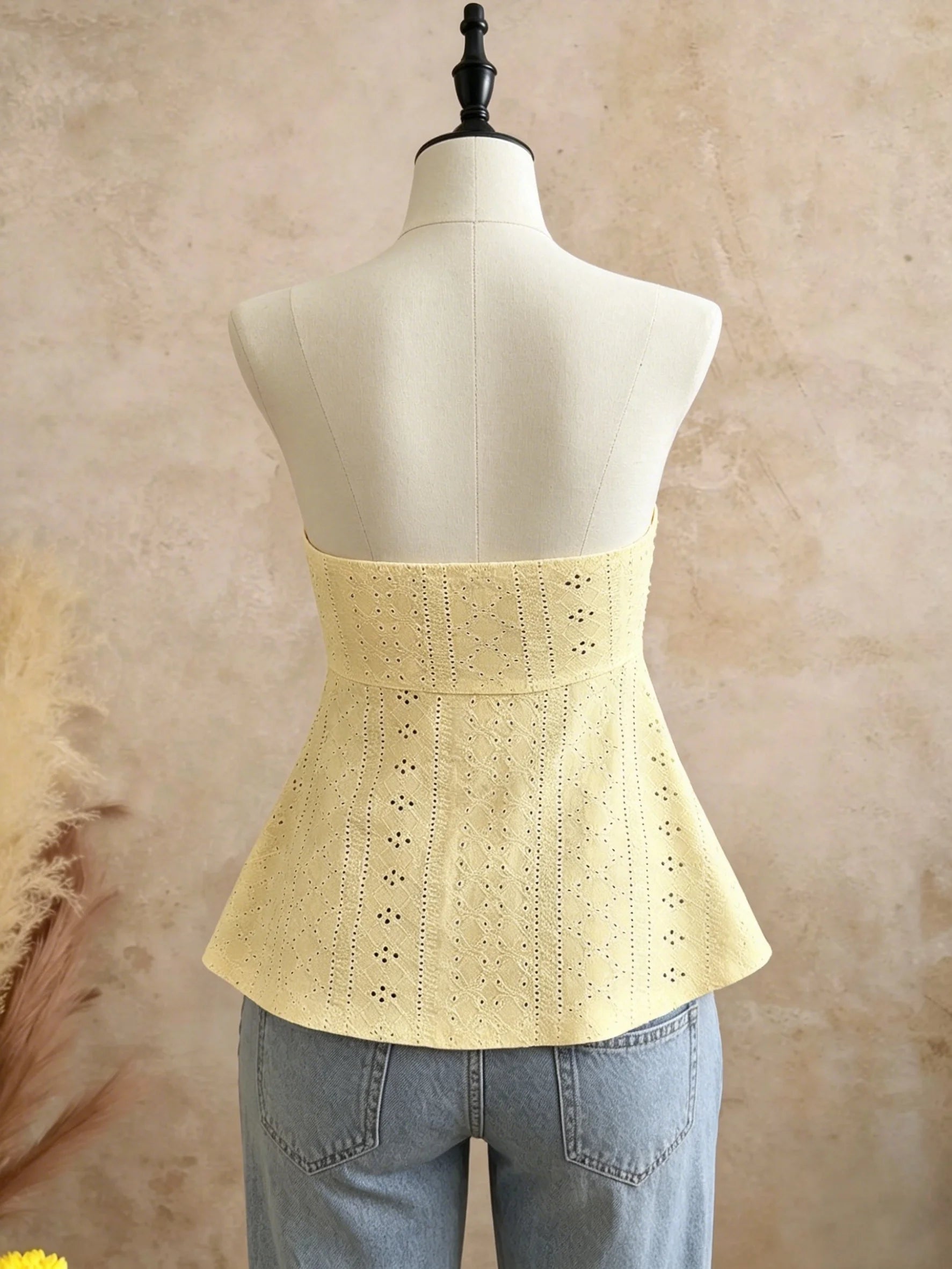 Women Yellow Eyelet Lace Tube Top Casual Ruched Tie Front Peplum Strapless Camisole